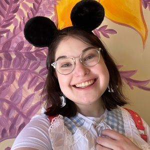 Meet your Posher, Bella